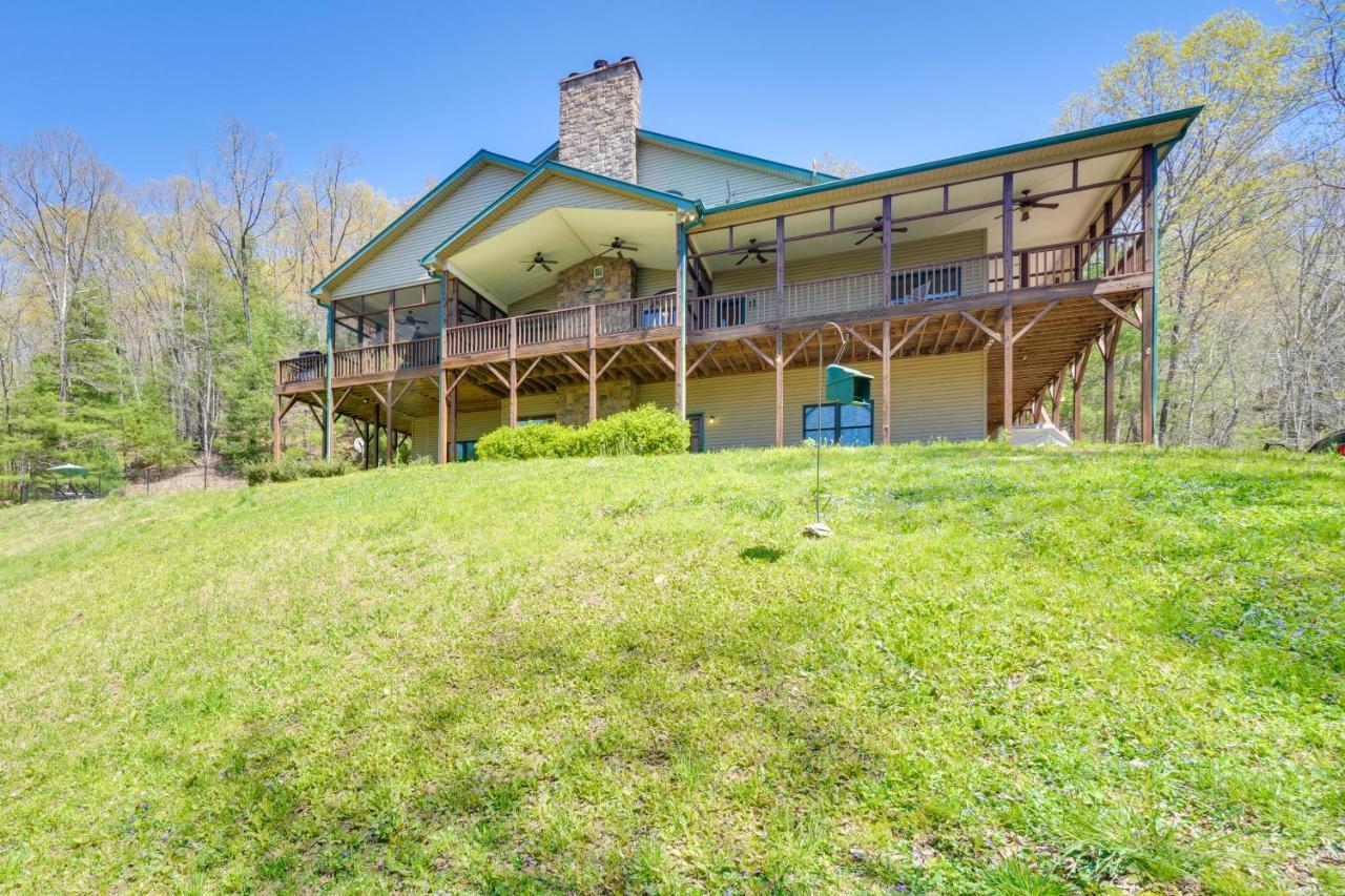 Expansive Home On 16 Acres With Smoky Mountain Views Murphy Exterior foto